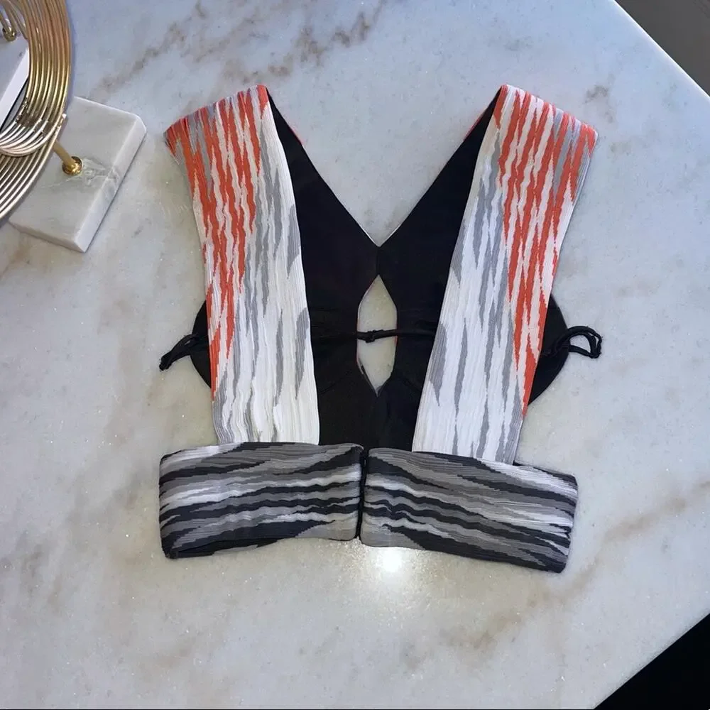 Alexander Wang Accordion Pleated Criss Cross Top in Pavement Woven - Picture 12 of 16